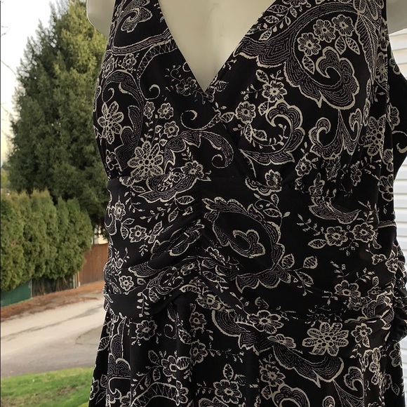 Flattery will get you everything - Picture 5 of 9